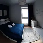 Apartment Nr 16 *